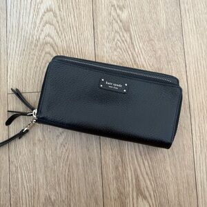 kate spade black leather wristlet wallet - silver hardware